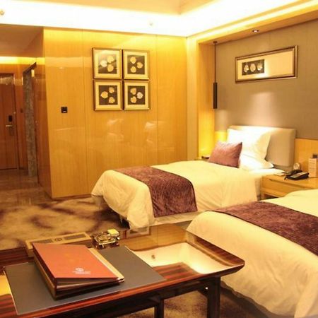 สวอนเลก รีครีเอชั่น โฮเต็ล ฝอซาน Hotel ภายนอก รูปภาพ