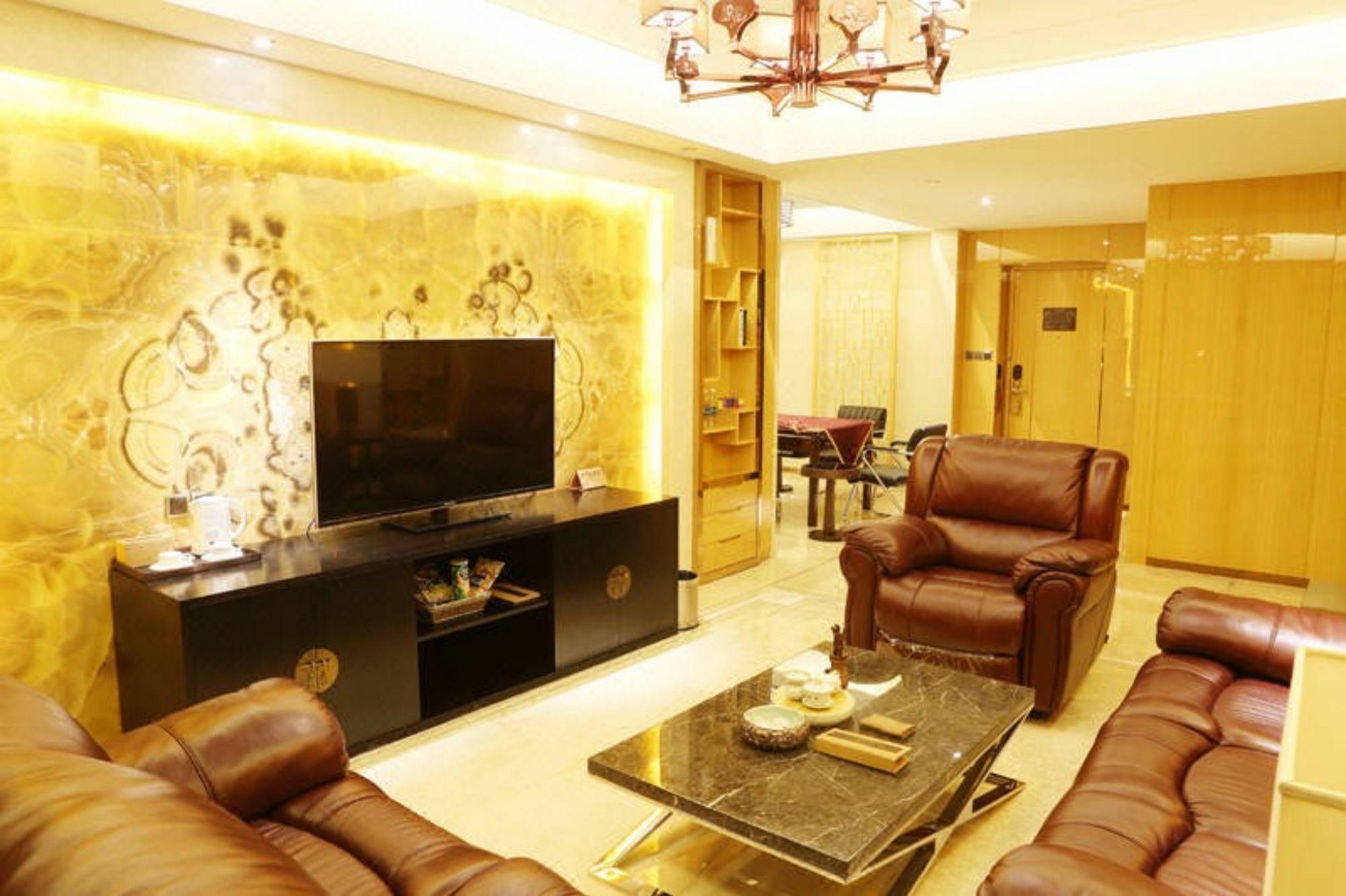 สวอนเลก รีครีเอชั่น โฮเต็ล ฝอซาน Hotel ภายนอก รูปภาพ